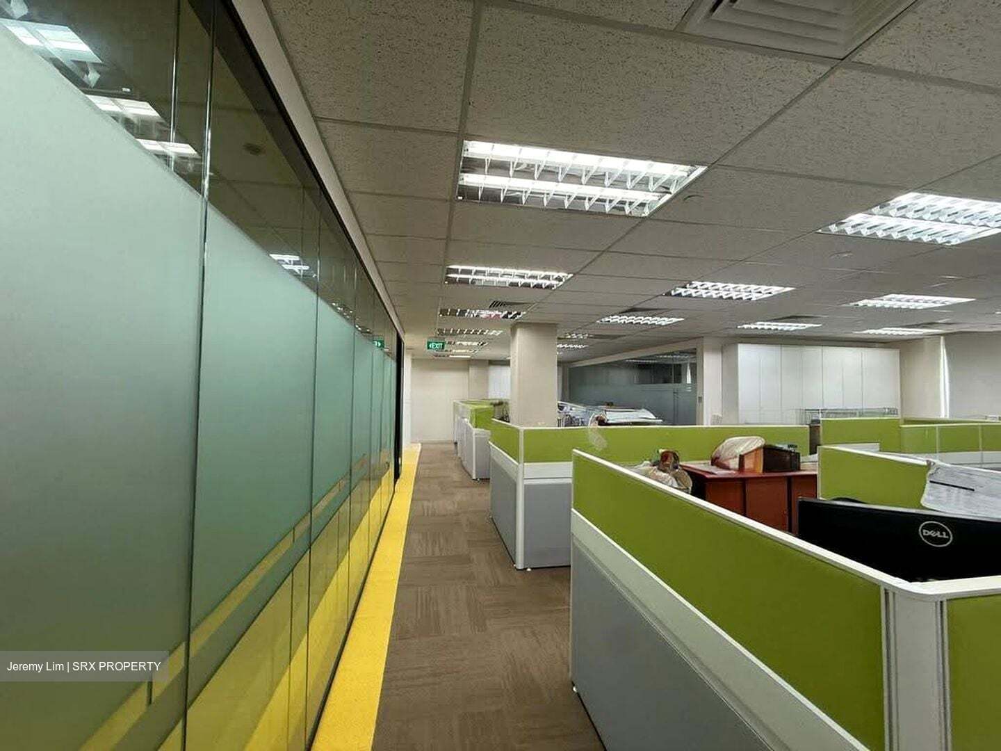 Palais Renaissance (D9), Office #632373371